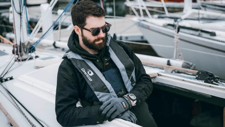 Daria Iv explicando Educação Náutica