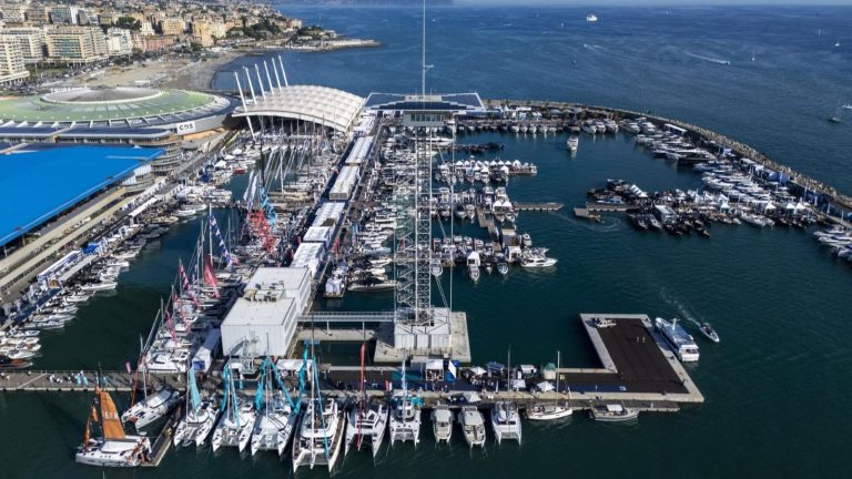 genoa international boat show photo