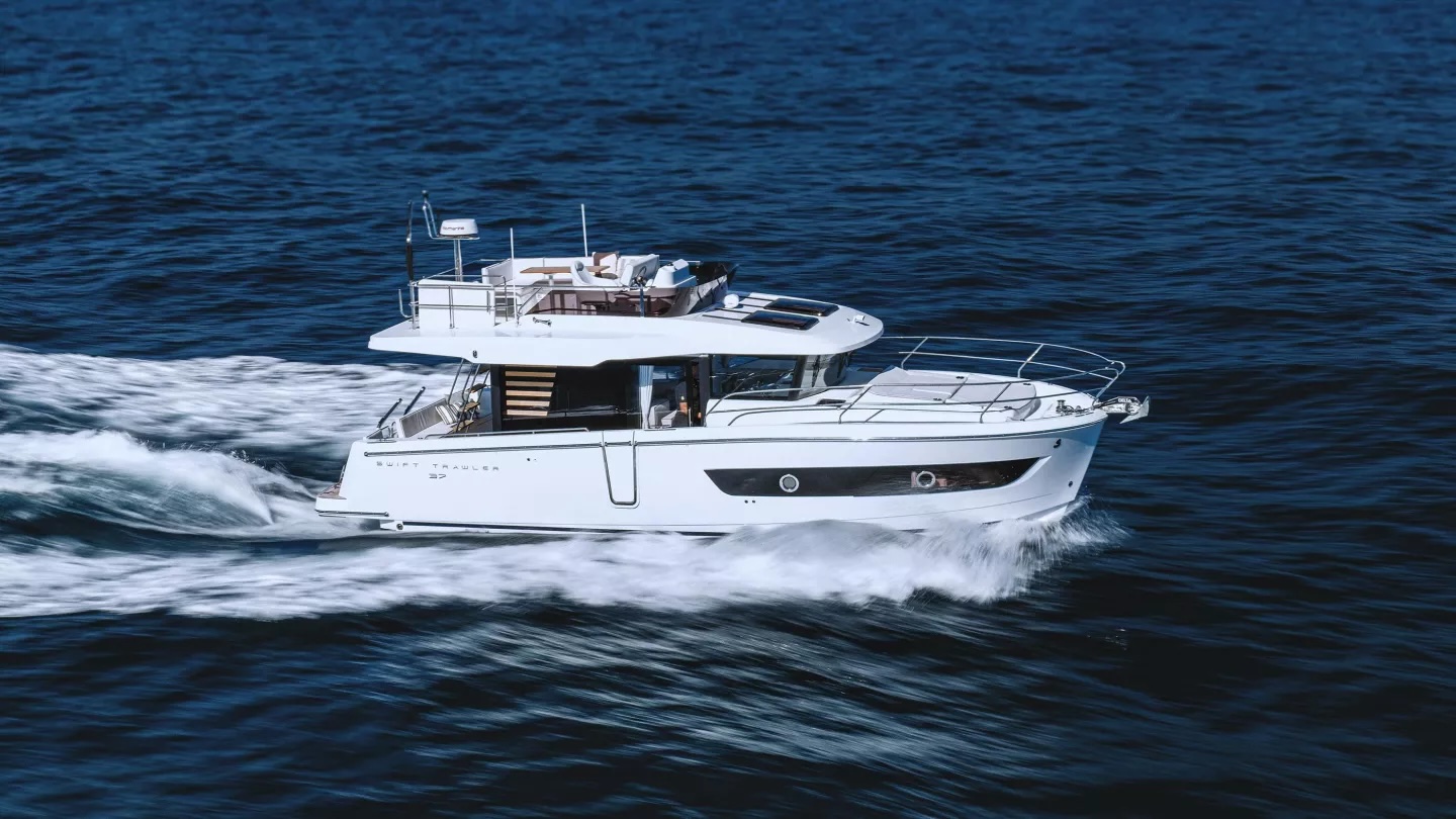 beneteau swift trawler 37 beneteau swift trawler 37