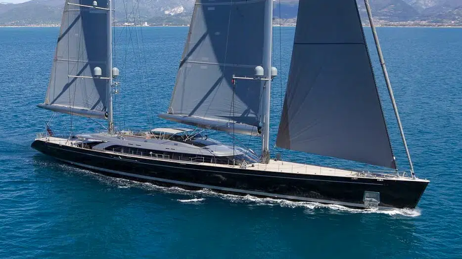 The Italian Sea Group : turbulences financières et démissions du ...