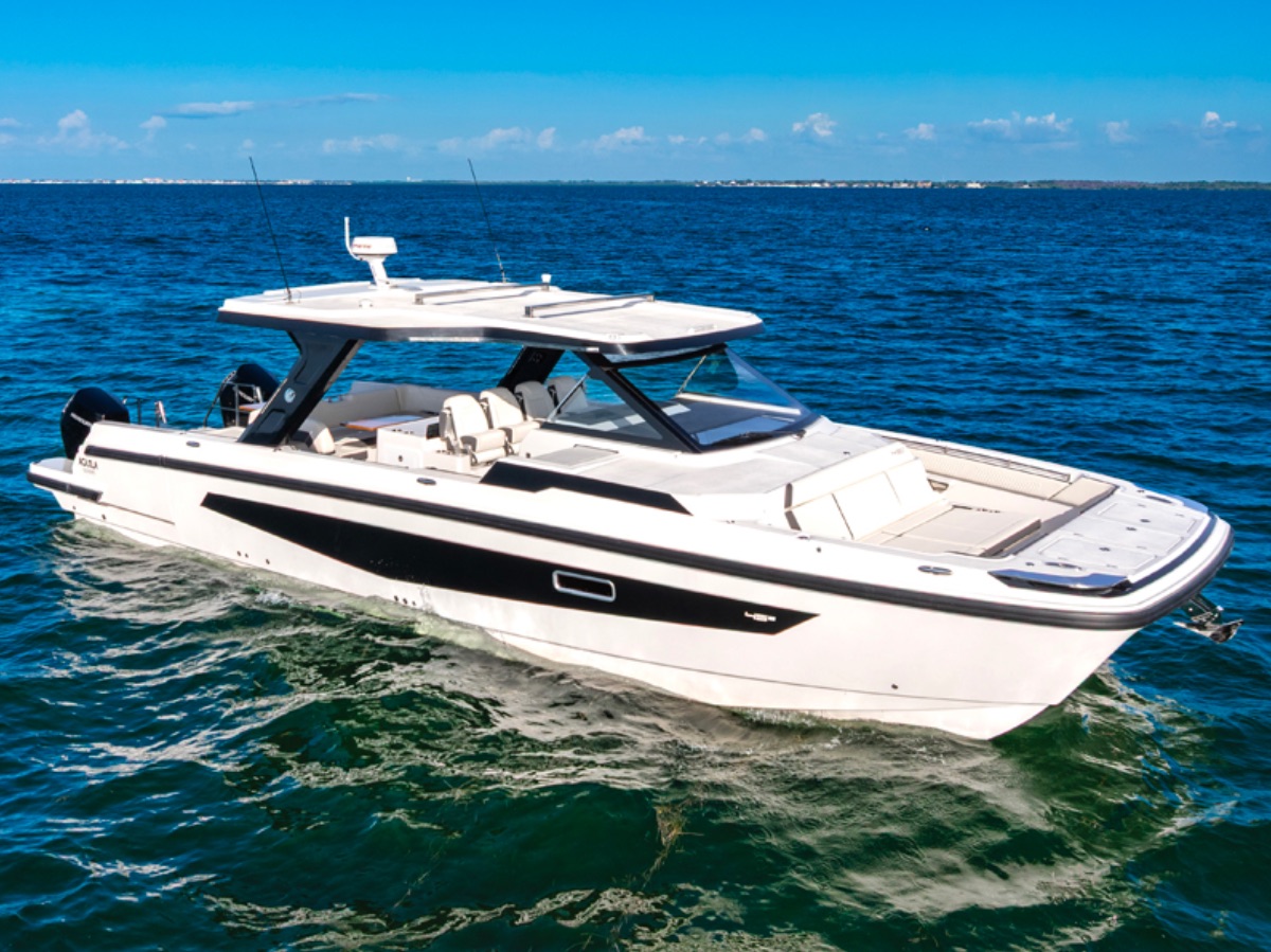 aquila 45 sport anchorage aquila 45 sport anchorage