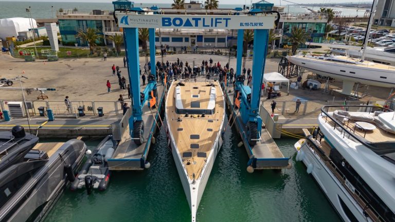 gs plus 80 crucero largo vista superior