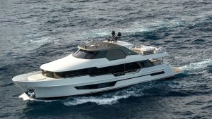 Ocean Alexander 32L: new unit sold in Fort Lauderdale