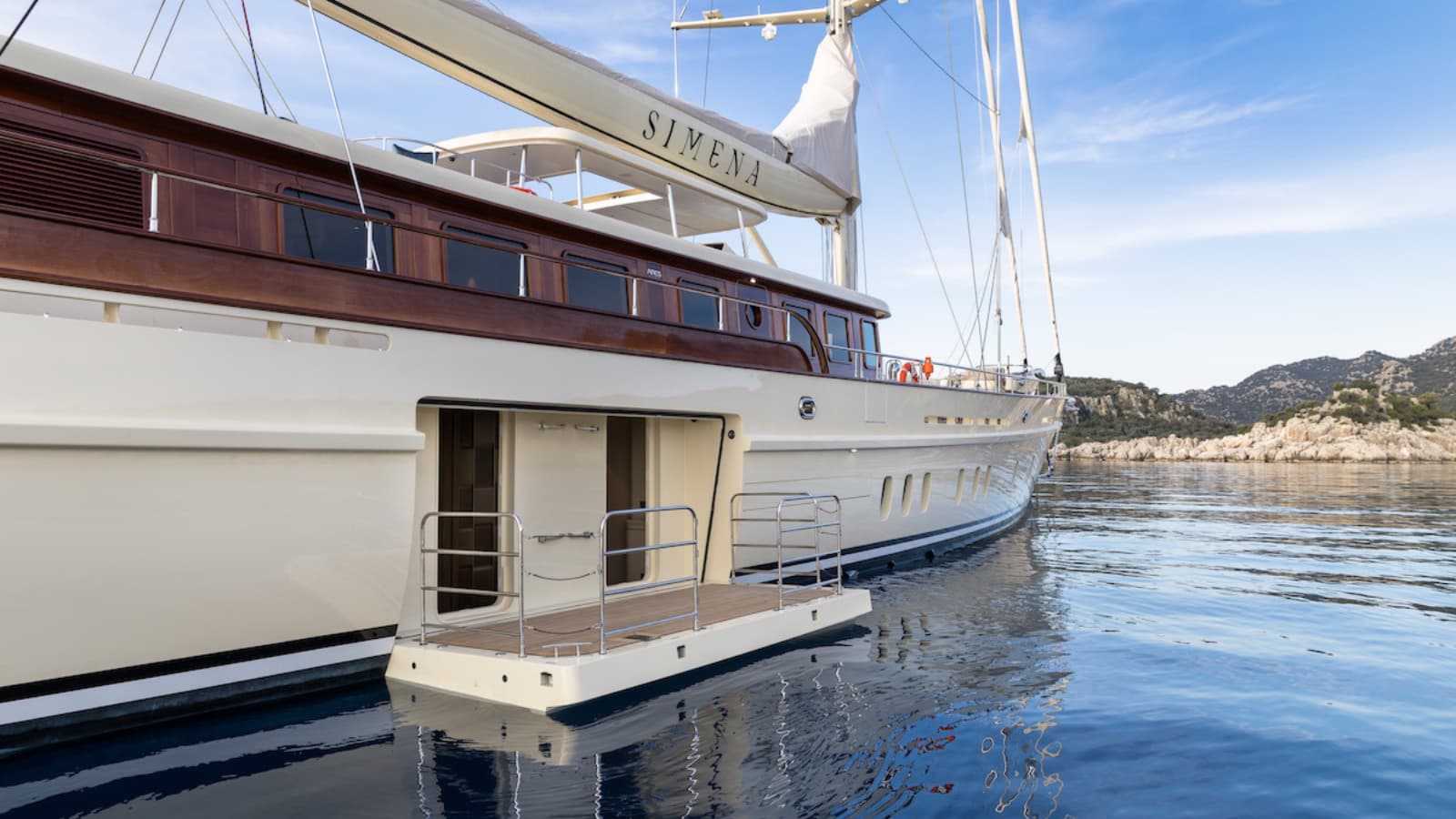 Plate-forme de bain Ares Yachts