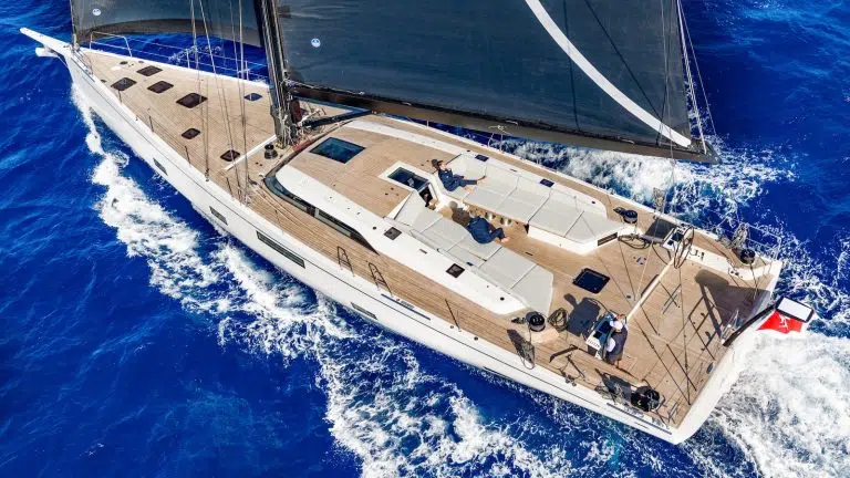 Grand Soleil Plus 80 unter Segel