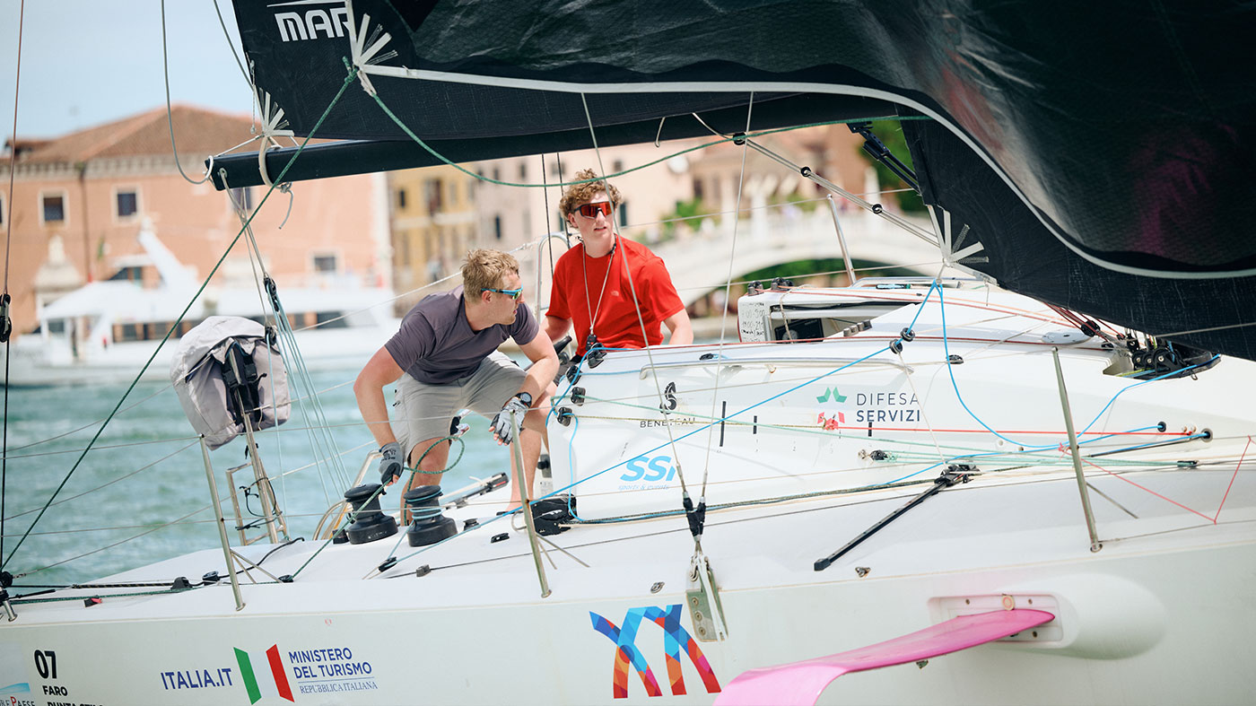 Tour der „Marina Militare Nastro Rosa“
