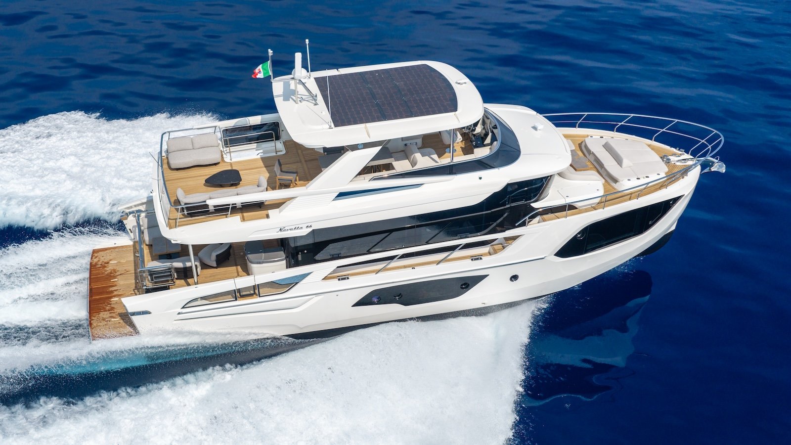 Absolute Navetta 66 fast cruising
