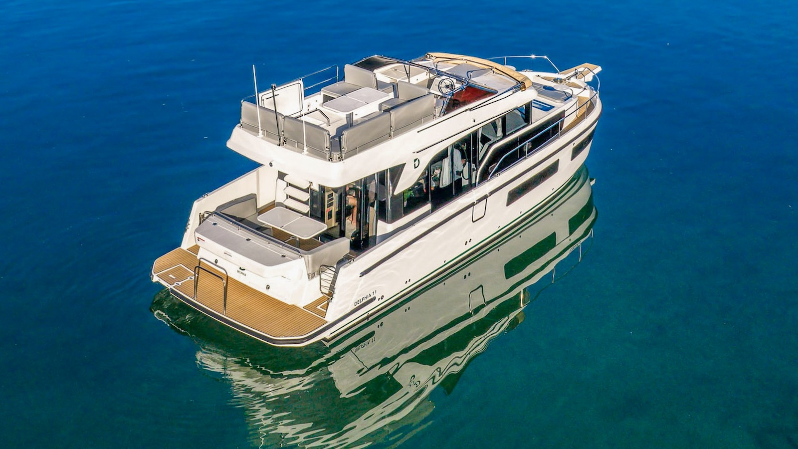 Delphia 11 Fly boat test and walkthrough cover