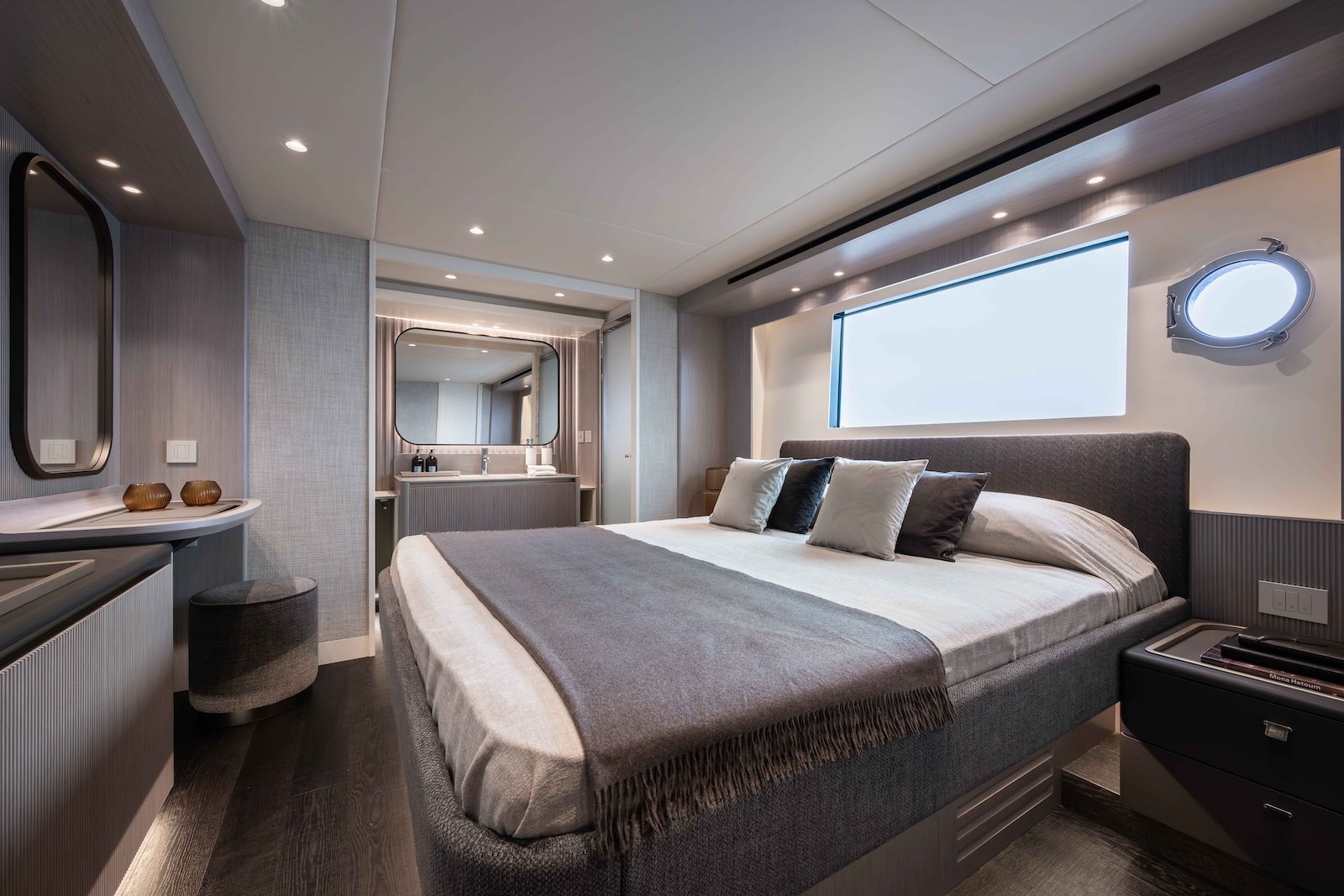 VIP Cabin